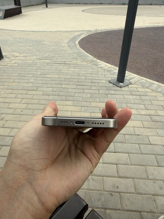 15 про 256гб серый