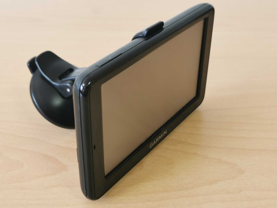 Garmin Nuvi с Garmin ecoRoute HD навигация и автомобилна диагностика