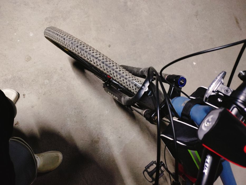 Велосипед двух-подвес