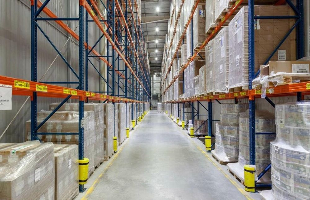 Rafturi metalice depozitare paleti