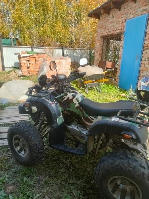 Квадроцикл 200-250 кубовый