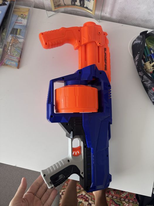 Продам nerf пистолет