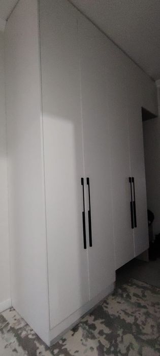 Продам Шкаф прихожая