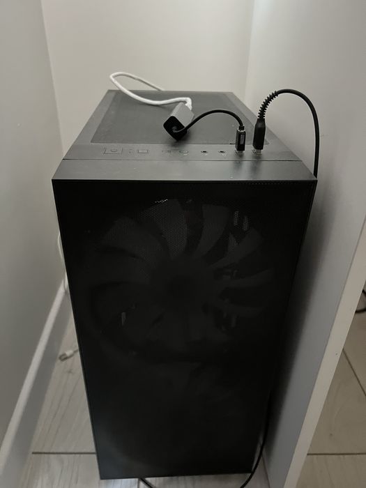 Компьютер с полной приферией