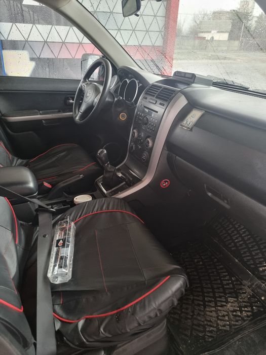 Vând suzuki grand vitara