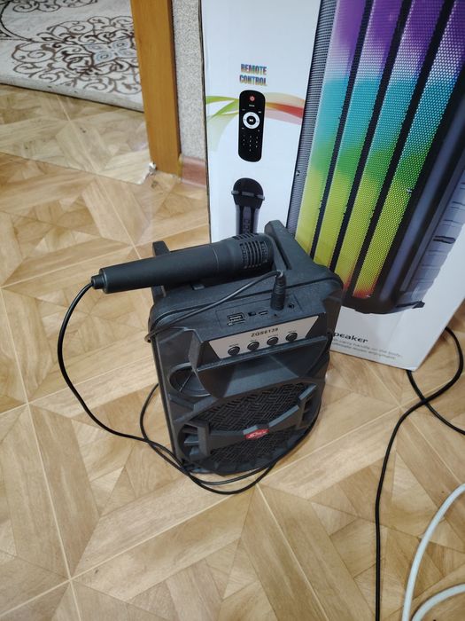 Продам колонку с микрофоном