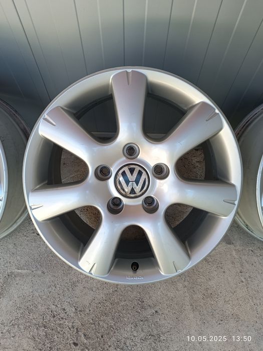 17/5/130-ФОЛКСВАГЕН ТУАРЕГ нов внос перфектни