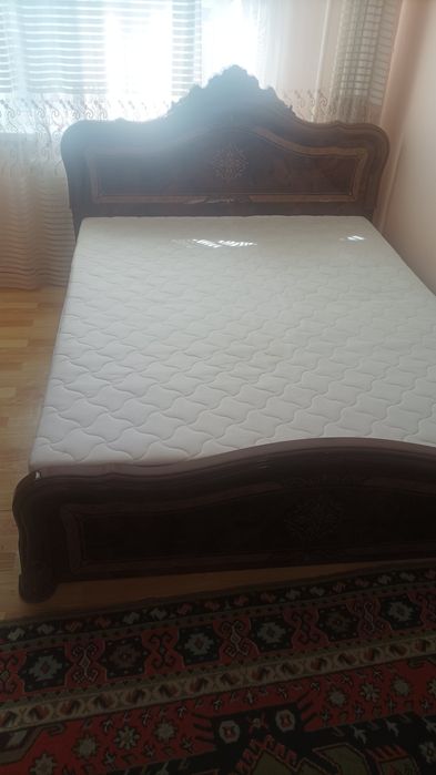 Кровать, 1,6х2м, в отличном состоянии