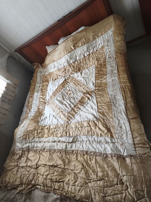 Вещи,мебель,посуда ,техника б/у