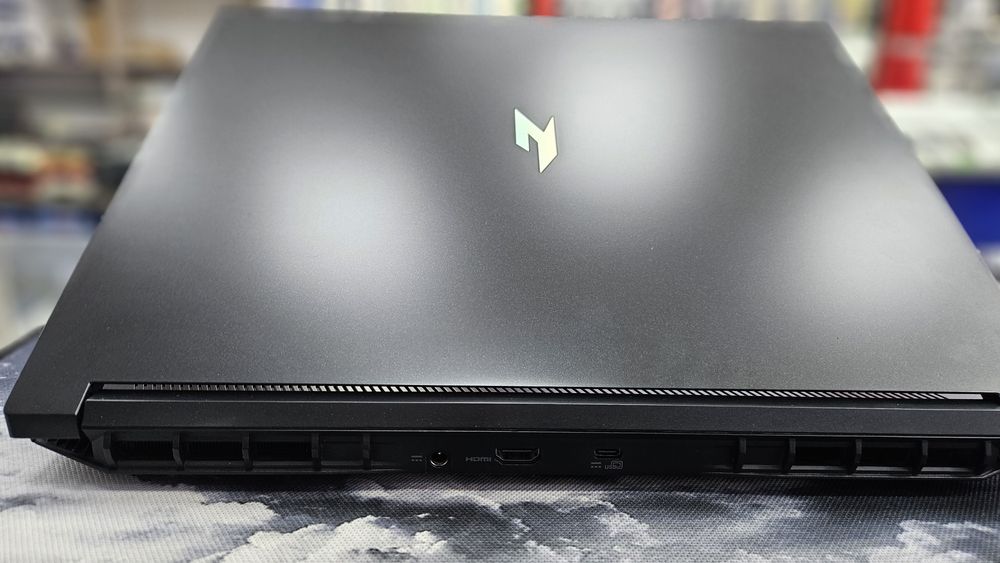 ACER NITRO V 16'  WUXGA IPS 165Hz R7-8845HS 16GB 512GB RTX4060 8GB