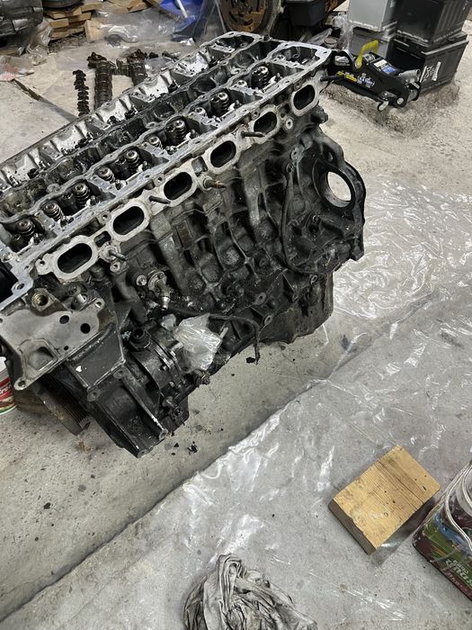 Двигател БМВ N53B25A на части