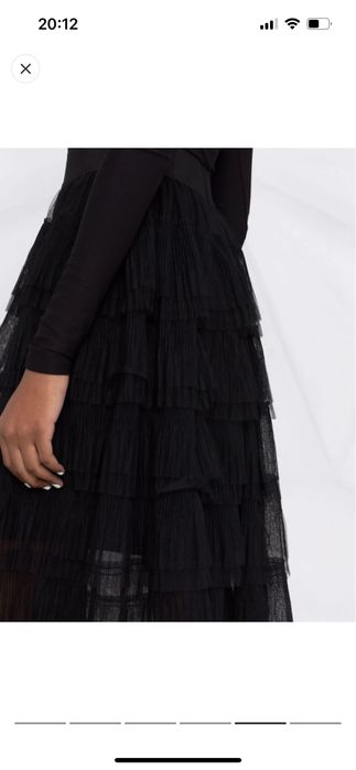 Maje пола с волани