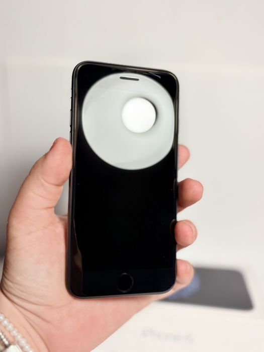 Vand Iphone SE 2020