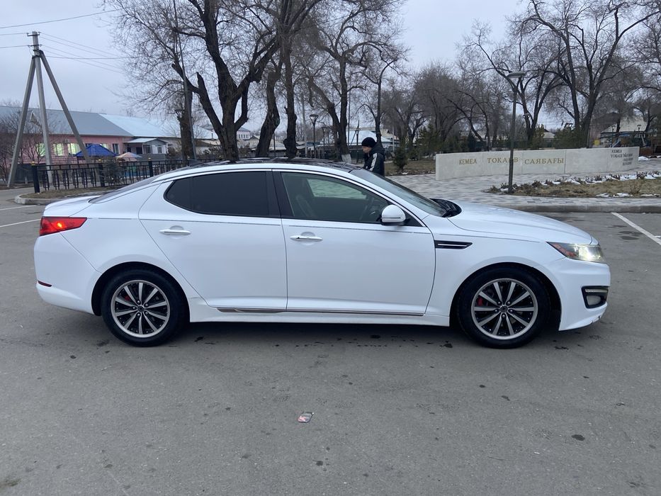 Киа оптима  продажа срочно