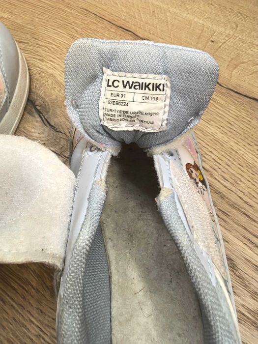 Светещи маратонки за момиченце LC Waikiki Frozen