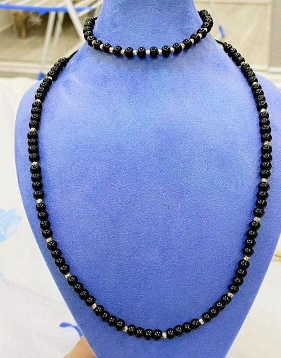 Коледните промоции със златни топчета