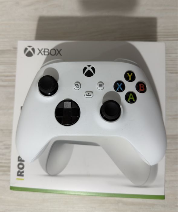 Xbox controller white
