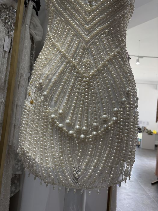 Rochie superba Asos luxe, aplicatii de perle, noua
