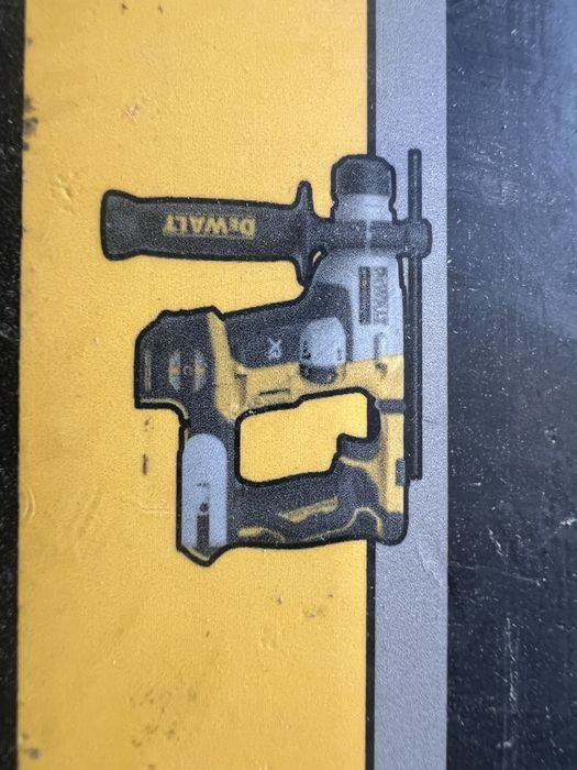 Акумулаторен перфоратор DeWALT DCH172