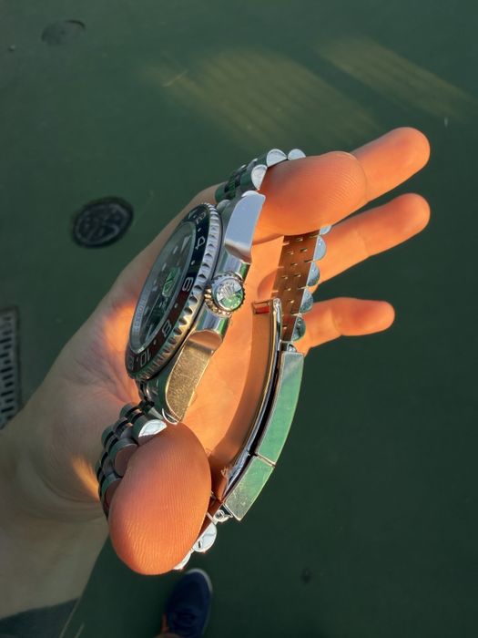 Rolex GMT-Master II Pepsi 126710BLRO, наличен в София