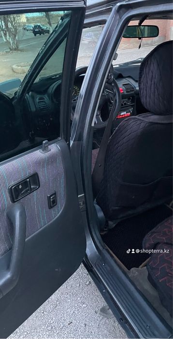 Мазда 323 продам надежную тачку