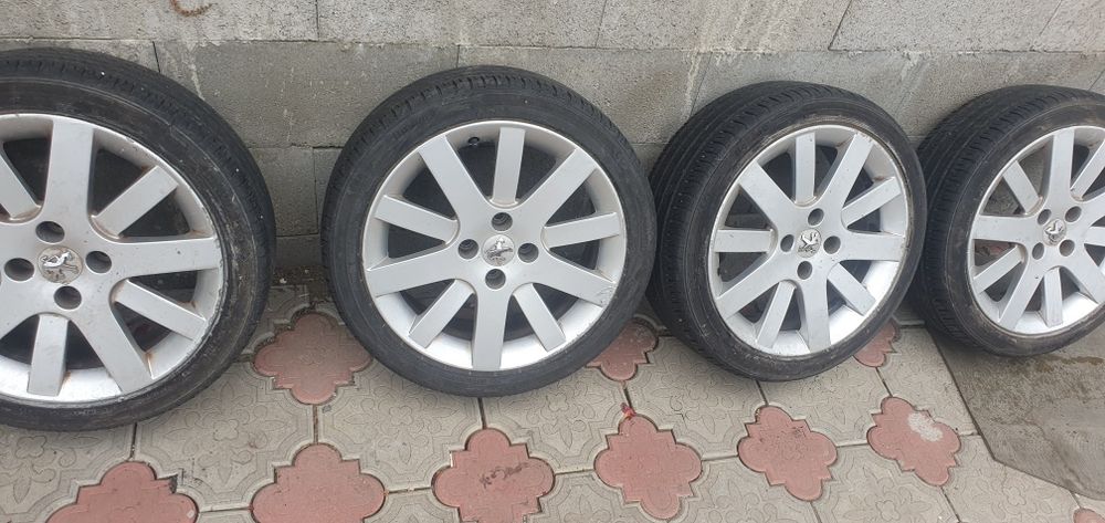 Vând jante aliaj Peugeot 205 45 17