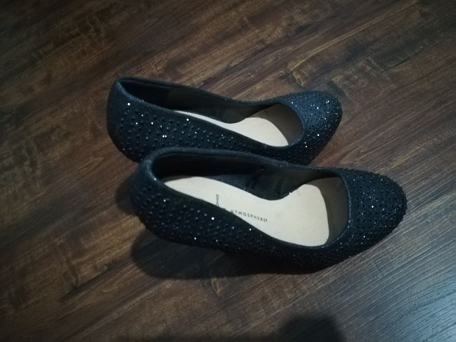 Страхотни обувки на висок ток