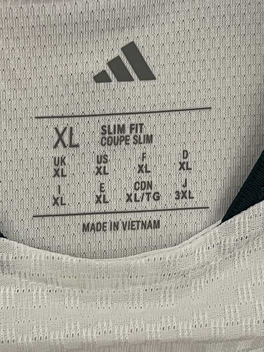 Adidas Real Madrid 2026/27 Tricou de fotbal acasa, Bellingham #5 Marimea XL
