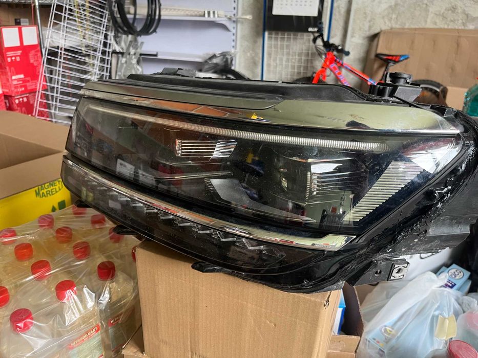 Set 2 faruri LED VW Tiguan 2018