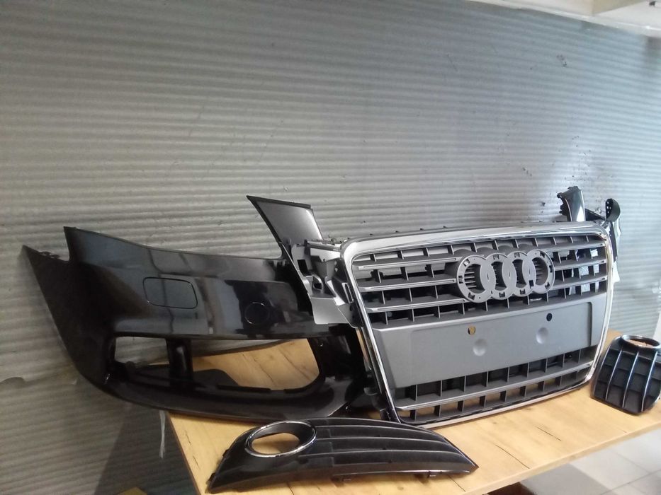 Bara fata cu Grile Audi A4 B8 2007-2011 Gri LZ7L Lava grey