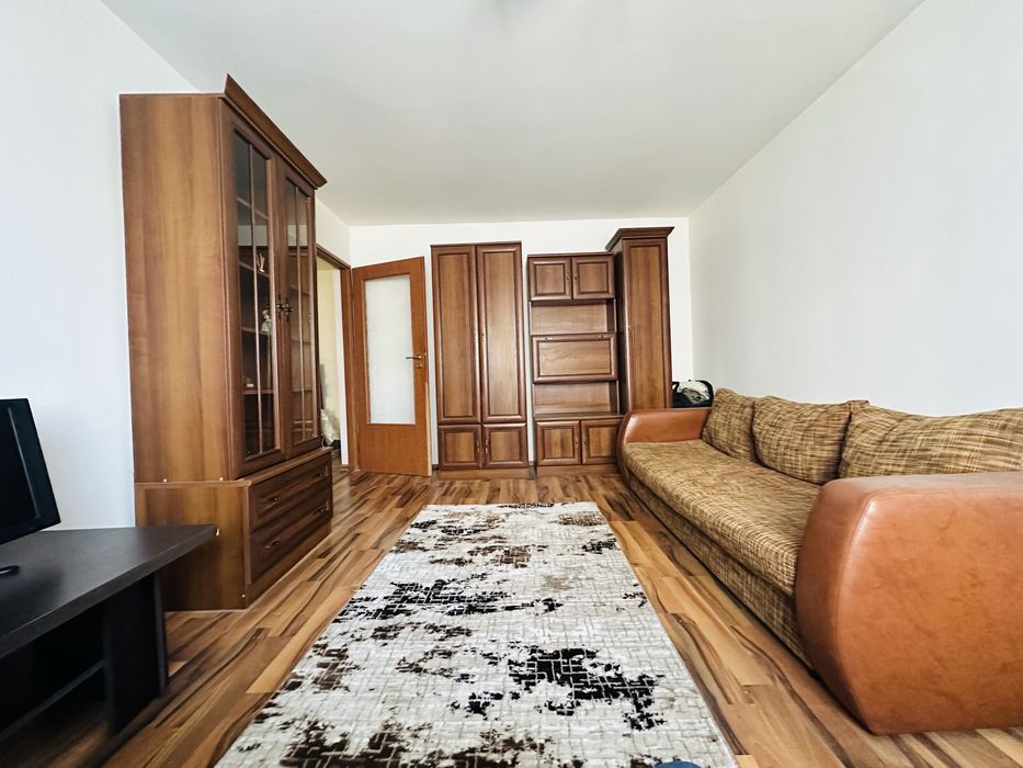 Inchiriez apartament 2 camere