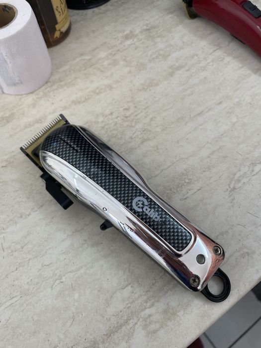 Mașină de tuns Caliber 9mm