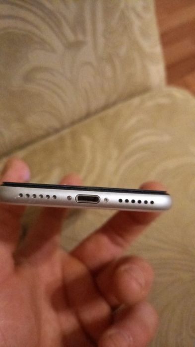 Iphone SE 2020 без гарантий