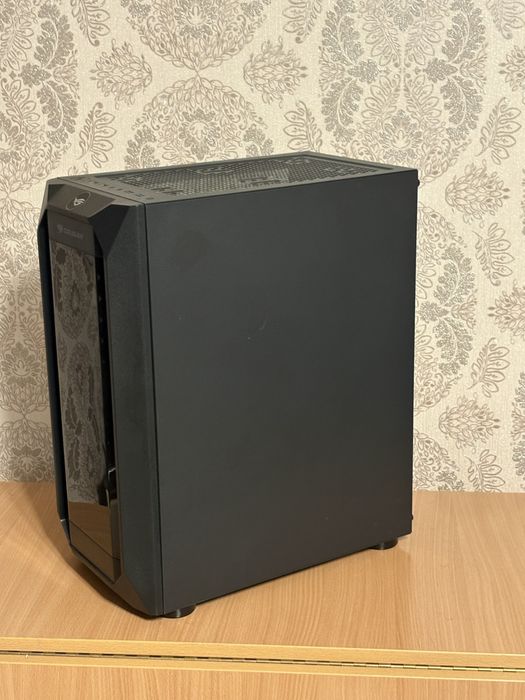 Корпус Cougar в хорошем состояние