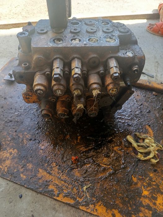 Сотилади хундай запчасд 1300 wm распиридитил