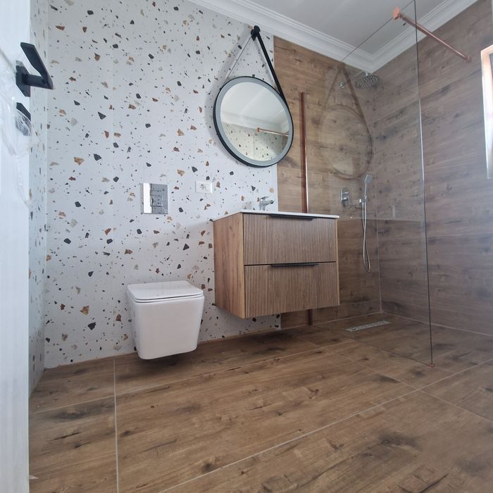 Apartament/Casa tip Duplex  4 camere,Focsa