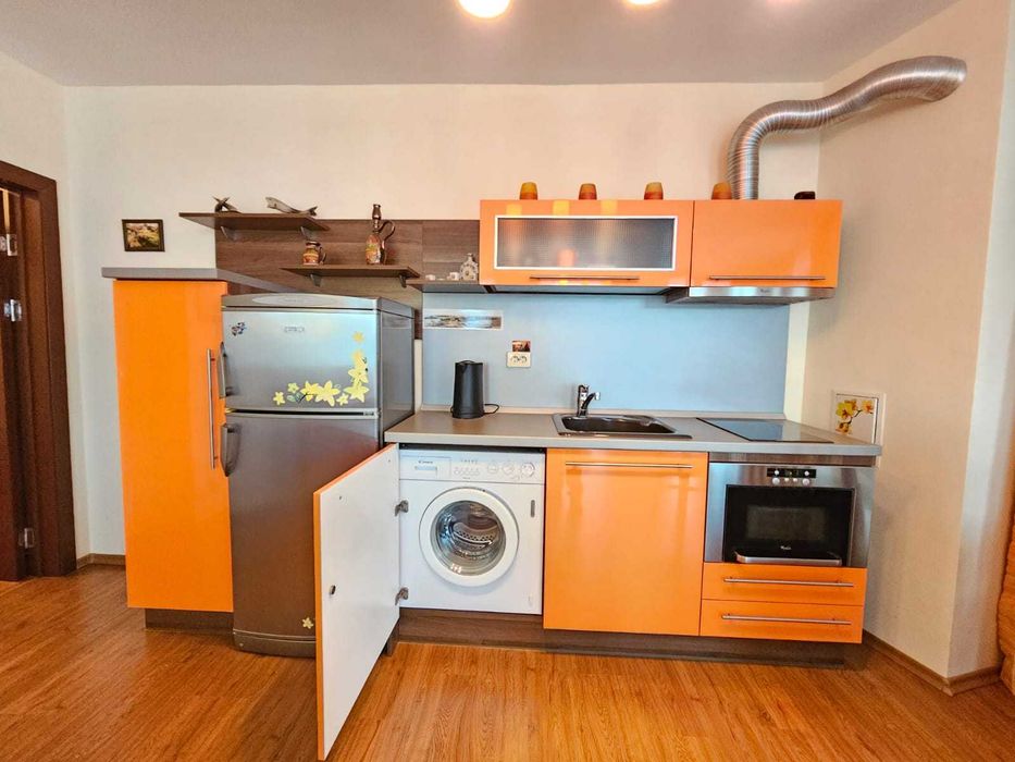 Продава се Тристаен апартамент в Созопол - 121 кв.м за 873 €/кв.м - Снимка #4