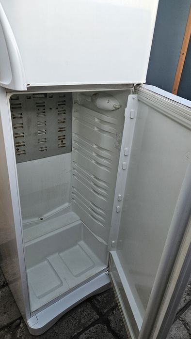 Продам холодильник рабочий