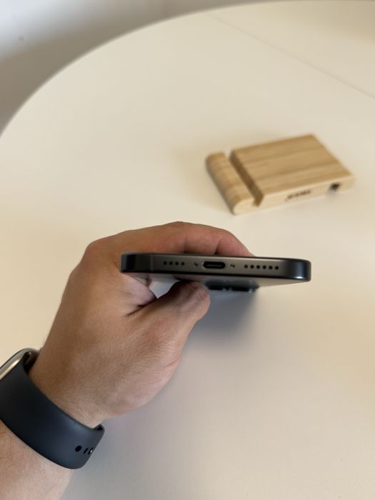 Iphone 16 pro max 256 gb - 95% baterie