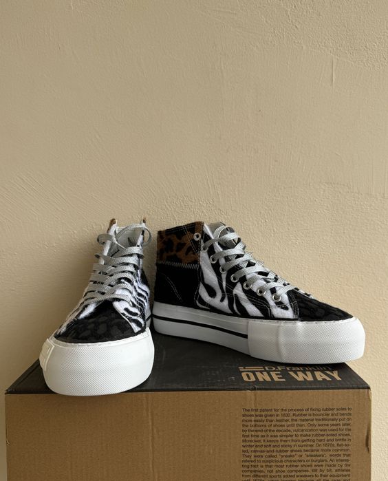 Дамски кецове D.Franklin One Way Vert Patch Leo