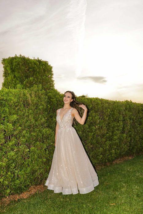 Блестяща бална рокля - засияй и ти!