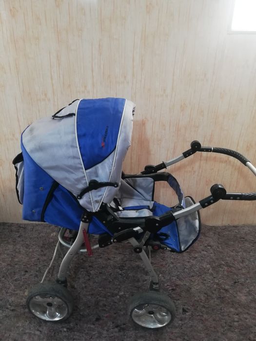 Детская коляска. Лет-зима.