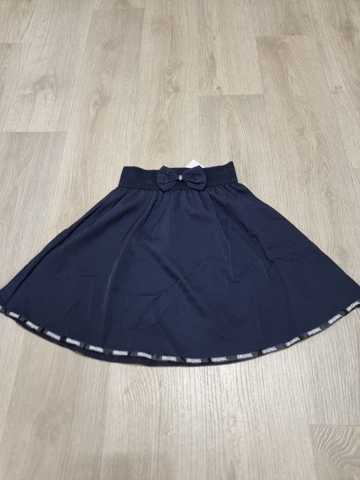 Продам Школьную одежду