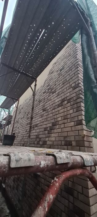 Montaj klinker  zidarie aparenta caramida feliata