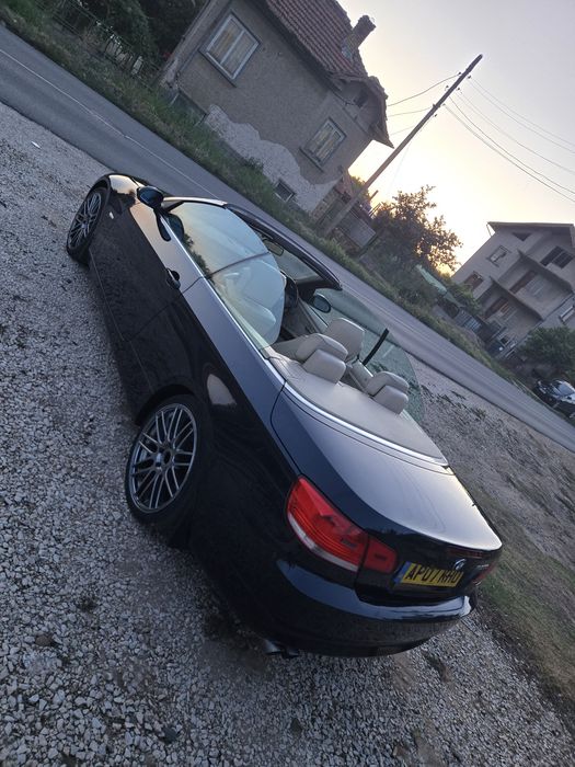 Бмв е93 325i 218k.с