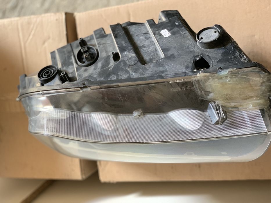 Faruri Bmw X1 e81  2010