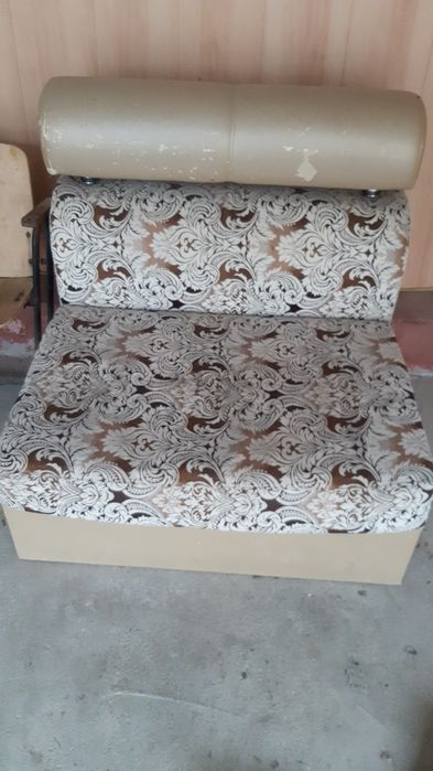 Продаётся диван с хорошой состоянии