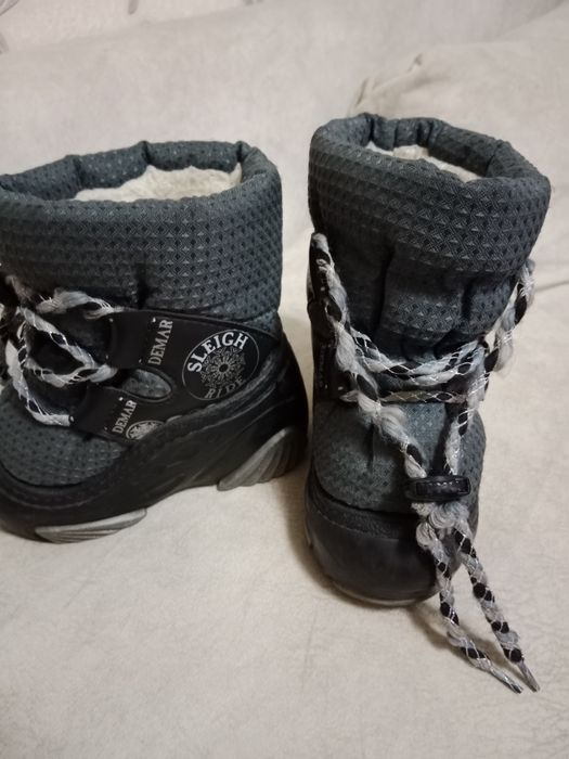 Продам детскую обувь 20-21 размер