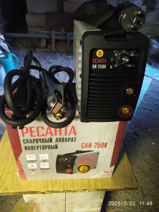 Электро сварочный аппарат Ресанта 250к.