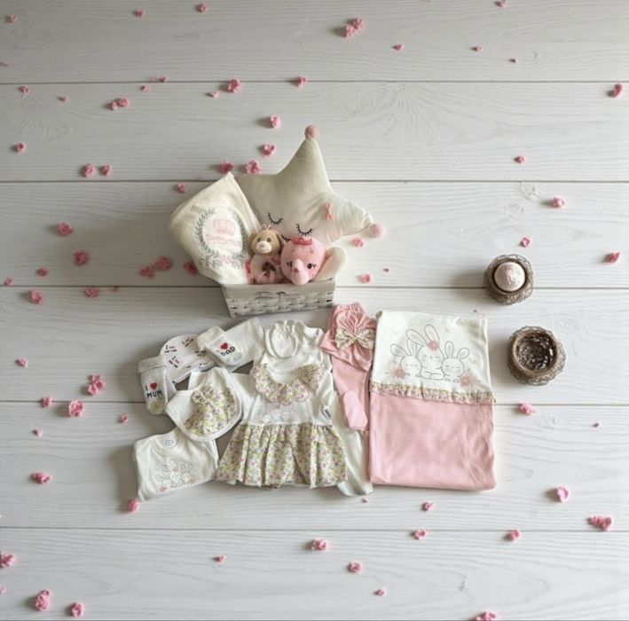 Cos cadou nou nascut personalizat